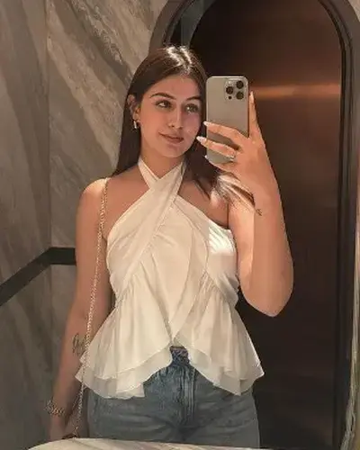 Call Girl Ahmednagar